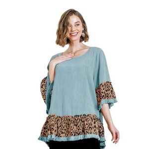 Umgee Sage Green Leopard Print Raw Hem Linen Blouse Bell Sleeve A-Line Medium